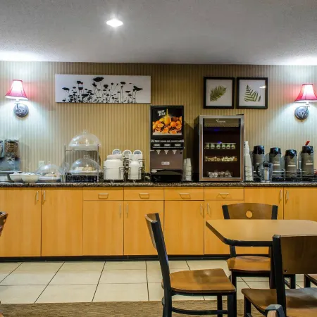 Sleep Inn & Suites