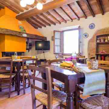 Agriturismo Fonteleccino Dining/Meeting Rooms