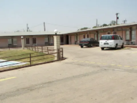 假日宿主汽車旅館和房車公園 索諾拉酒店