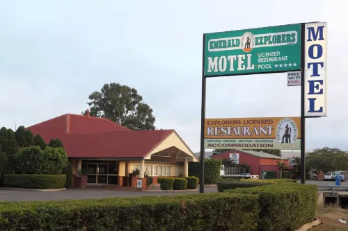 Emerald Explorers Inn Hotels in Emerald
