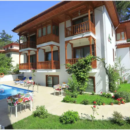 Ayka Hotel