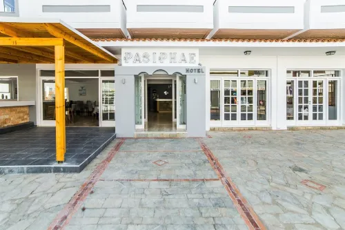 Pasiphae Hotel