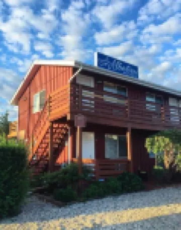 Daunts Albatross Motel