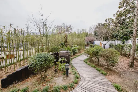 Changxing Xindu Business Hotel Отели рядом с достопримечательностью «Changxingxian Mountain»