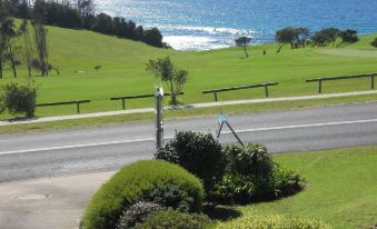 Narooma Golfers Lodge - Housity