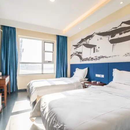 Yijiangnan Huaerni Hotel