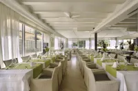Van der Valk Hotel Barcarola Hotels in S'agaro