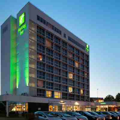 Holiday Inn Southampton Hotel Exterior