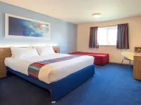 Travelodge Bicester Cherwell Valley M40 Hotels in Bicester