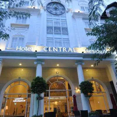Central Hotel & Residences Các khách sạn gần Quận 7
