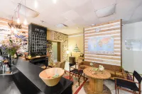 Downtown Forest Hostel & Camping