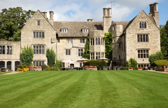 斯通豪斯苑酒店