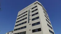 Lamaraz Hotels Hotel dekat Grand Poste