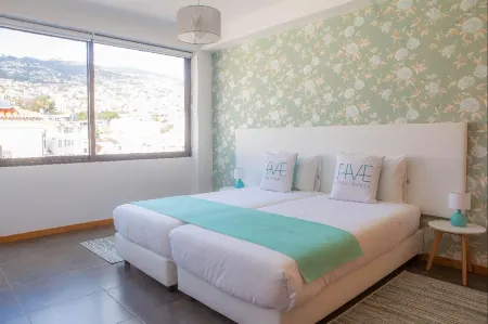 Five Design Rooftop by Storytellers Отели рядом с достопримечательностью «Sacred Art Museum (Museu de Arte Sacra)»