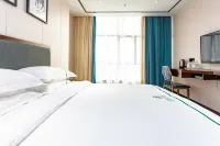 Hongsheng Hotel in Shiqian County