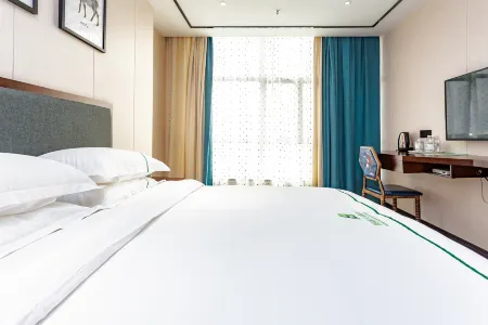 Hongsheng Hotel in Shiqian County