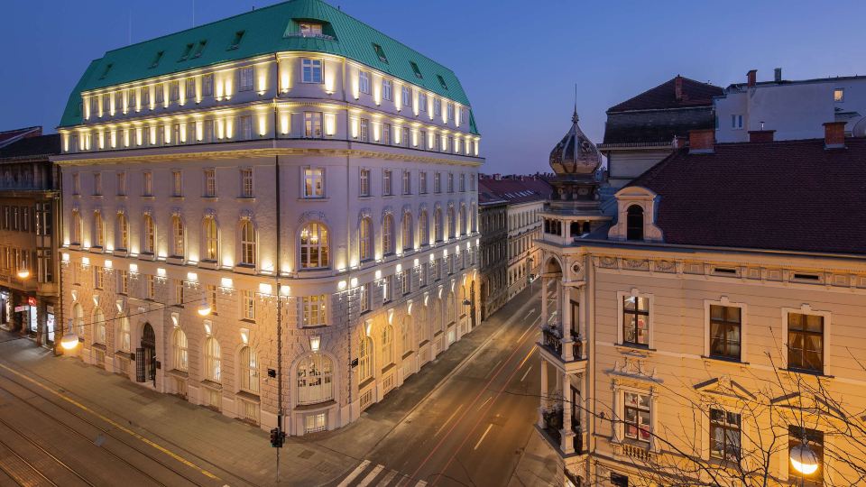Hotel Capital