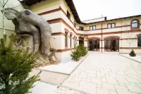 Hotel 5 Continents Hotels in Ghercești