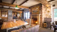 Ravensworth Arms by Chef & Brewer Collection - พร้อมอาหารเช้า