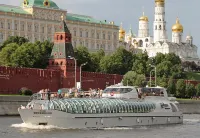 Radisson Collection Moscow (Рэдиссон Украина) Отели рядом с достопримечательностью «Качели»