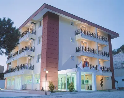 My Solmaz Hotel فنادق في Fahrettinpasa Mahallesi