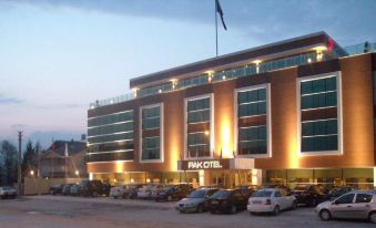 Pak Otel