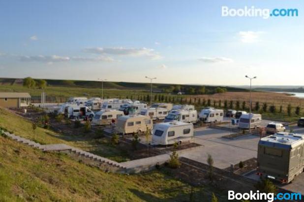 Ulasan Hotel Caravan Camping