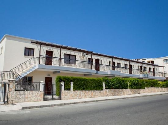 Hotels Near Coco S Restaurant In Paphos 2021 Hotels Trip Com