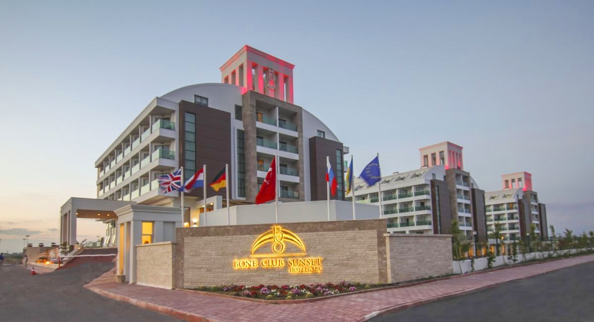 Bone Club Sunset Hotel & Spa