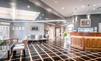 Foxfields Country Hotel