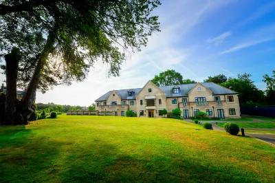 Foxhills Club & Resort Hotels in 