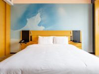 海口新埠岛诺富特酒店 - 高级海景大床房