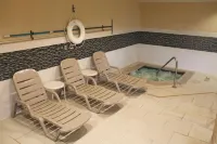 La Quinta Inn & Suites by Wyndham Pecos - Hot Tub