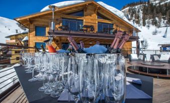Le Massif Hotel & Lodge Courmayeur the Leading Hotels of the World