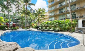 Courtyard Waikiki Beach