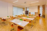 Jufa Hotel Wien City Các khách sạn ở Schwechat