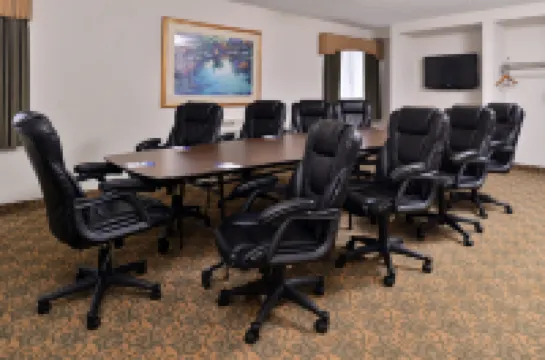 Best Western Naperville Inn Hotels in Naperville