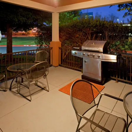 Sonesta Simply Suites Dallas Galleria