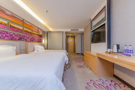 Lavande Hotel (Zhuhai Jinwan Airport) Отели рядом с достопримечательностью «Zhuhai College of Science and Technology»