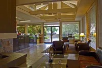 Best Western Village Inn