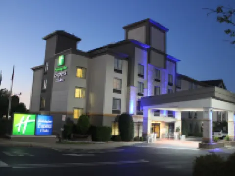 Holiday Inn Express & Suites CHARLOTTE-CONCORD-I-85 by IHG Hotels in Concord