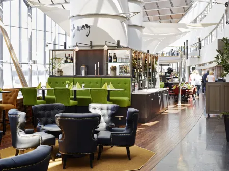 Radisson Blu Airport Terminal Hotel Stockholm Отели в г. Knivsta