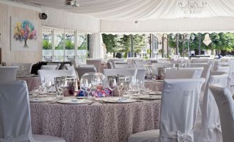 Andris Hotel