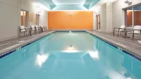 Candlewood Suites KEARNEY by IHG - piscina