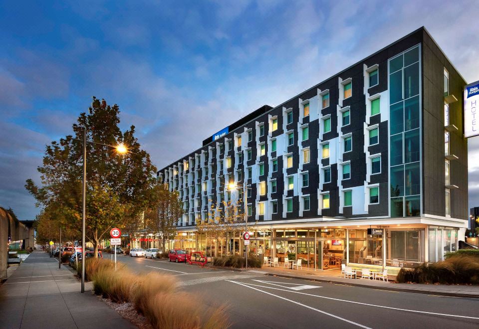 이비스 버짓 오클랜드 에어포트