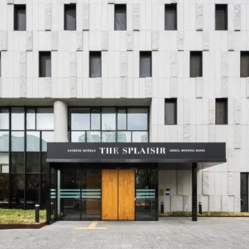 SOTETSU HOTELS THE SPLAISIR SEOUL MYEONG-DONG Отели рядом с достопримечательностью «Парк Сосомун»