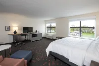 Holiday Inn & Suites Mount Pleasant Hotels in Mount Pleasant