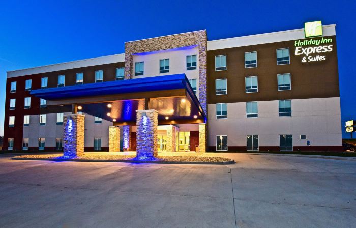 Holiday Inn Express & Suites Perryville I-55 by IHG