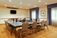 Garner Hotel DECATUR - FORSYTH by IHG Hotel a Forsyth