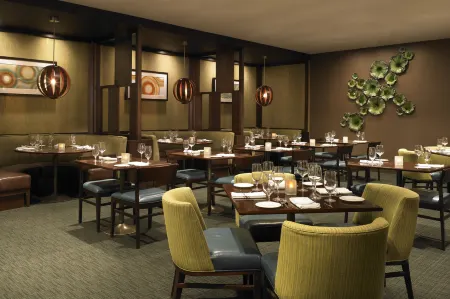 The Westin San Francisco Airport Отели рядом со станцией Милбрей-Стейшен